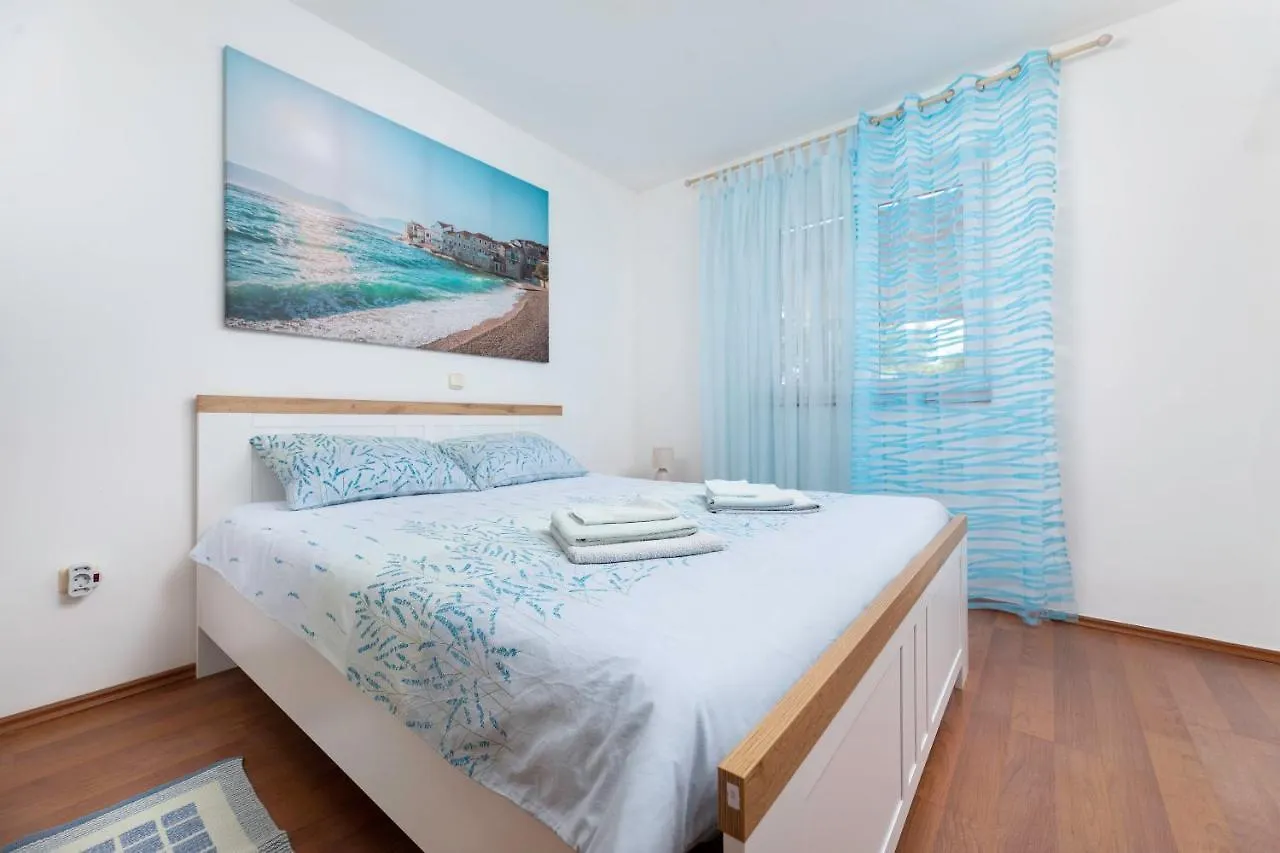 Apartment Mirta Cizici